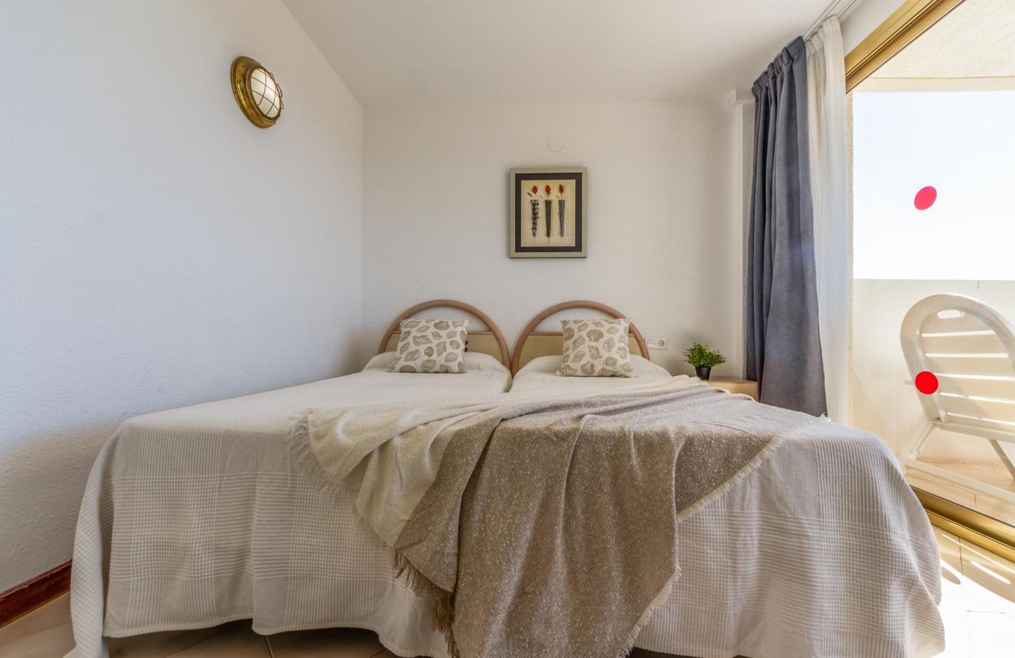 Novelty 2 Habitaciones Vista Al Mar Salou Exterior photo